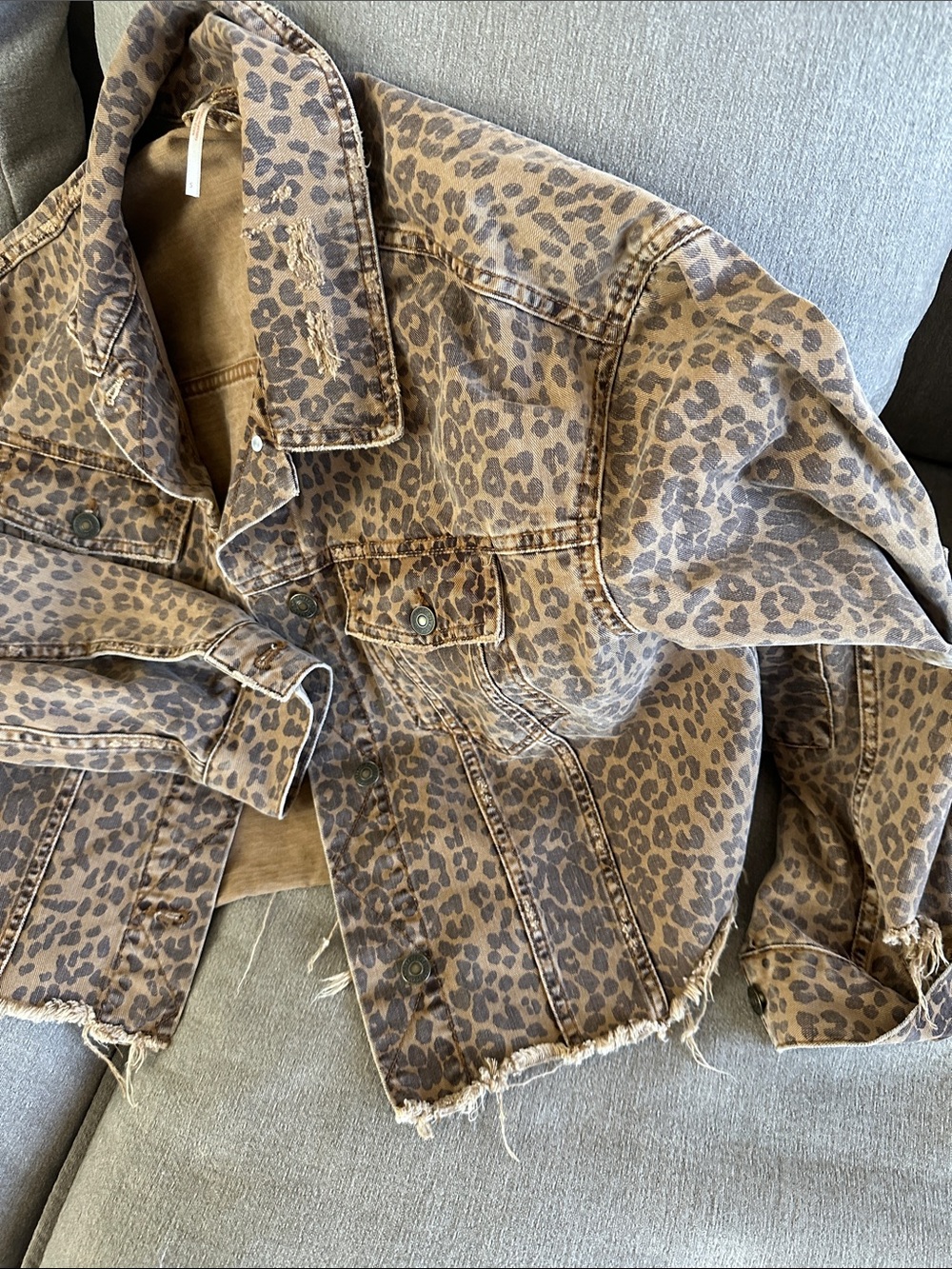 Cute lepord free people denim jacket size small - Picture 5 of 9